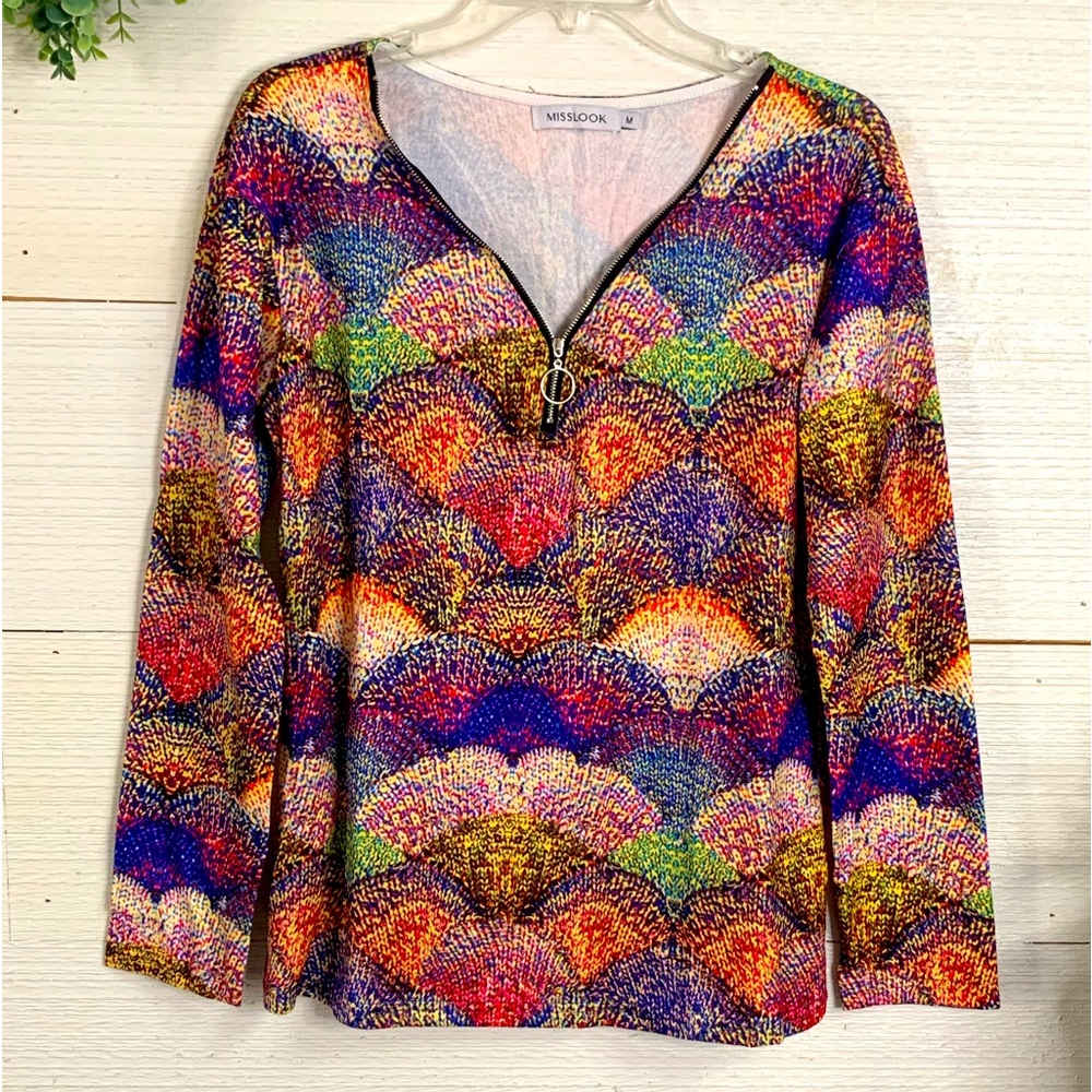 Woman’s Colorful Long Sleeve Jersey by Miss Look.  Size M & L. *NEW*